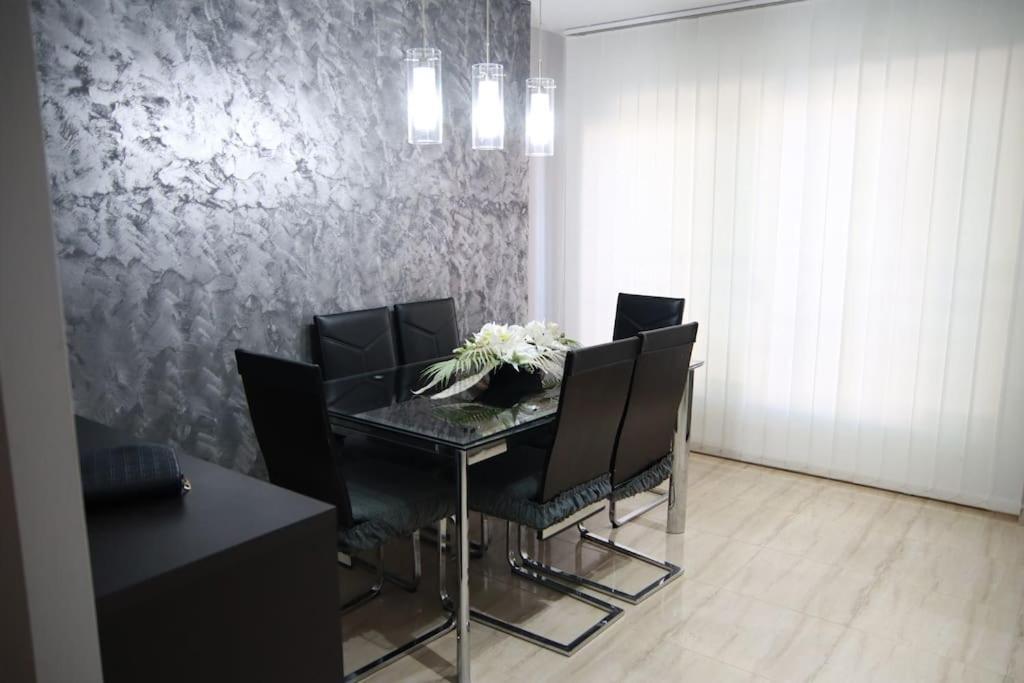 Con Jacuzzi Appartement